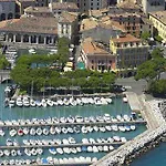 Vittorio Hotel