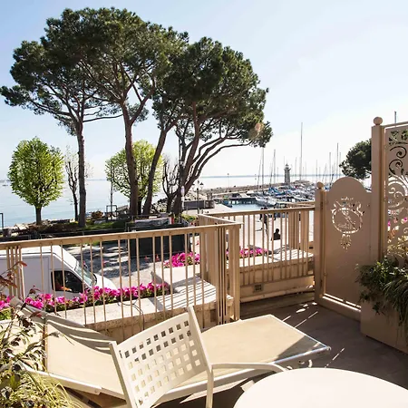 Hotell Vittorio Desenzano del Garda
