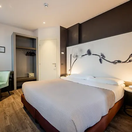 Vittorio 3* Desenzano del Garda