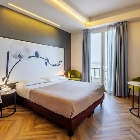 Vittorio Hotell Desenzano del Garda
