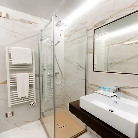 Hotell Vittorio Desenzano del Garda