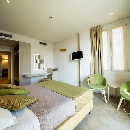 Vittorio Hotell 3*