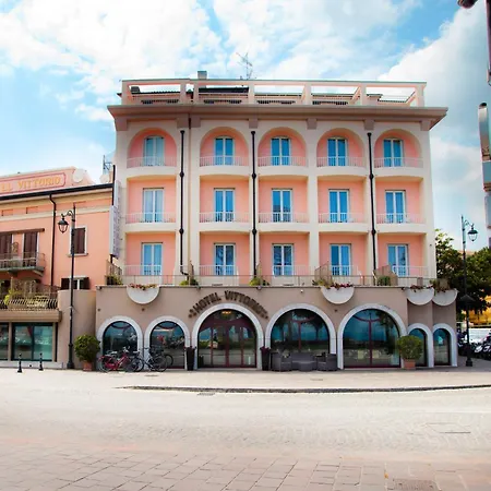 Vittorio Hotell Desenzano del Garda
