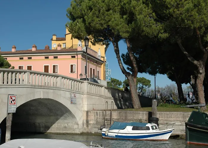 Hotell Vittorio Desenzano del Garda