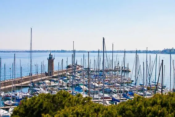 Vittorio Hotell 3*