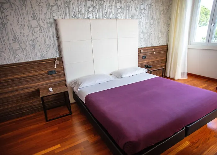 Vittorio Hotell 3*