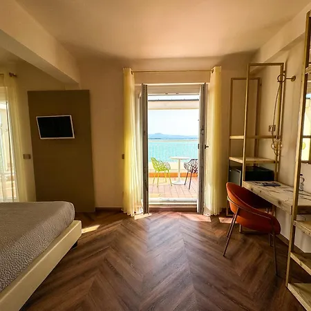 Otel Vittorio Desenzano del Garda