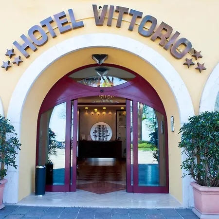 Vittorio 3* Desenzano del Garda